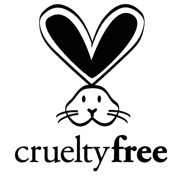 NYX Vanilla Total Control Drop foundation - Picture 8 of 8